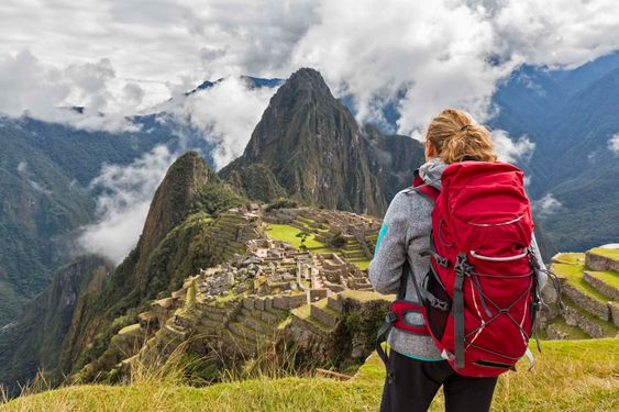 Become a Backpacker to Watch the Whole World