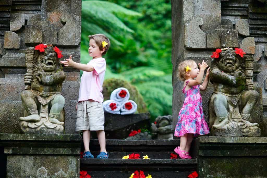 bonding activities with toddlers at kids-friendly resort in Bali